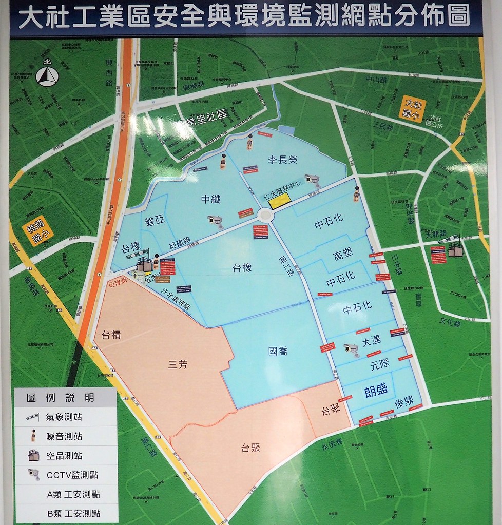 大社工業區廠商分布圖和環境監測站。攝影：李育琴